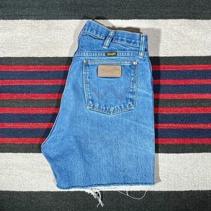 32w Vintage Wrangler Cutoffs